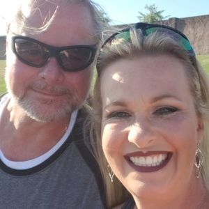 Meet your Posher, Bobbie